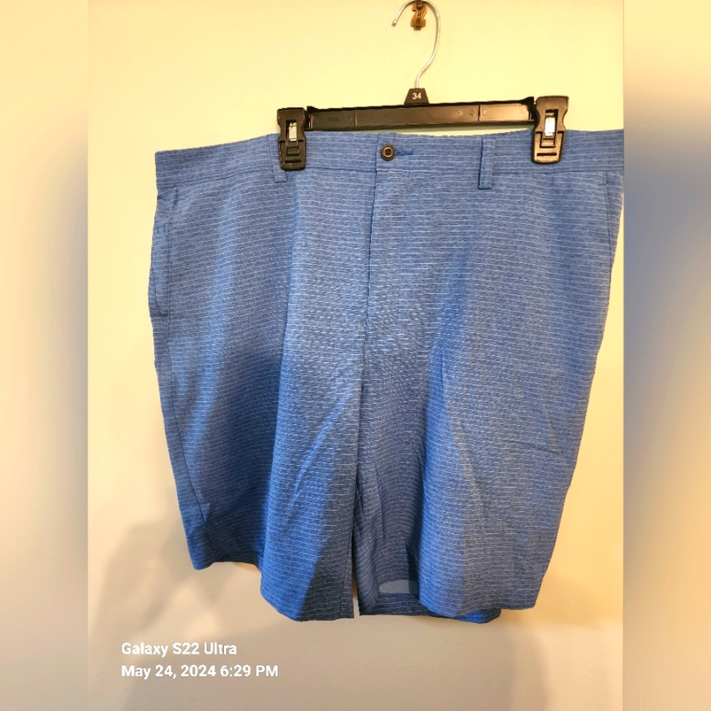 Golf shorts